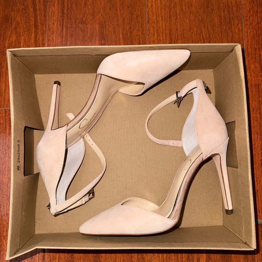 Jessica Simpson heels